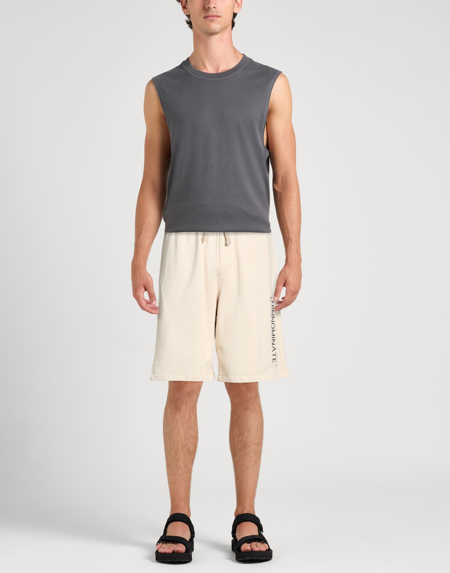  Hinnominate - Hosen & Röcke - Shorts & Bermudashorts - On Yoox.com 