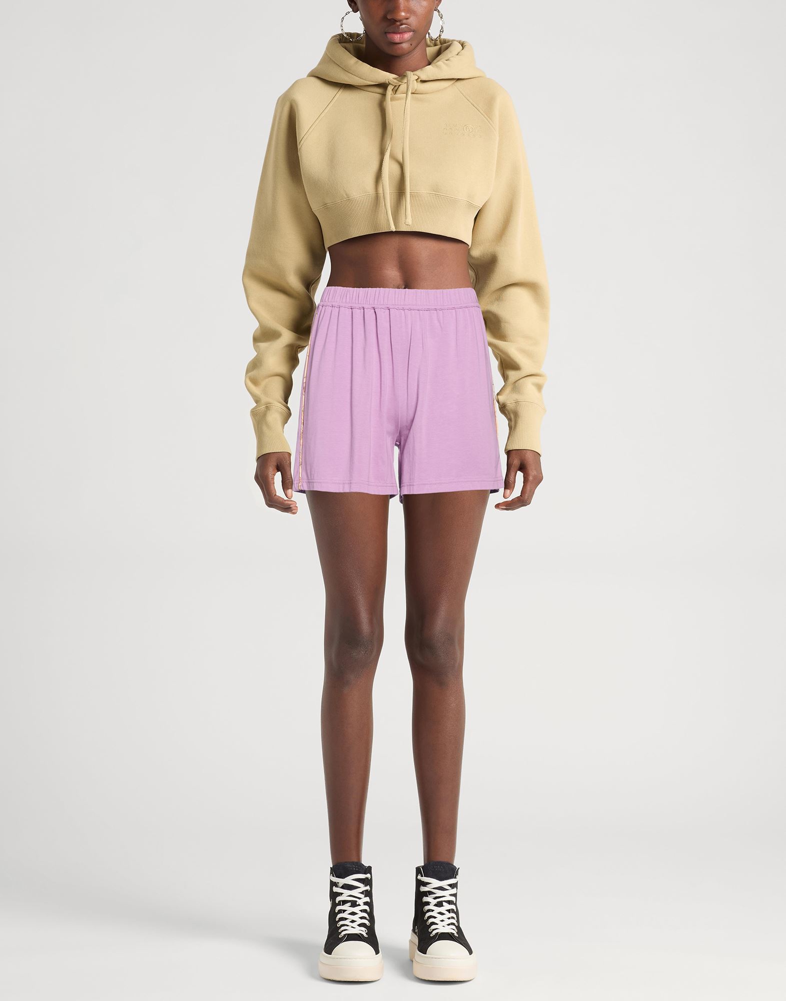  Alviero Martini 1a Classe - Hosen & Röcke - Shorts & Bermudashorts - On Yoox.com 