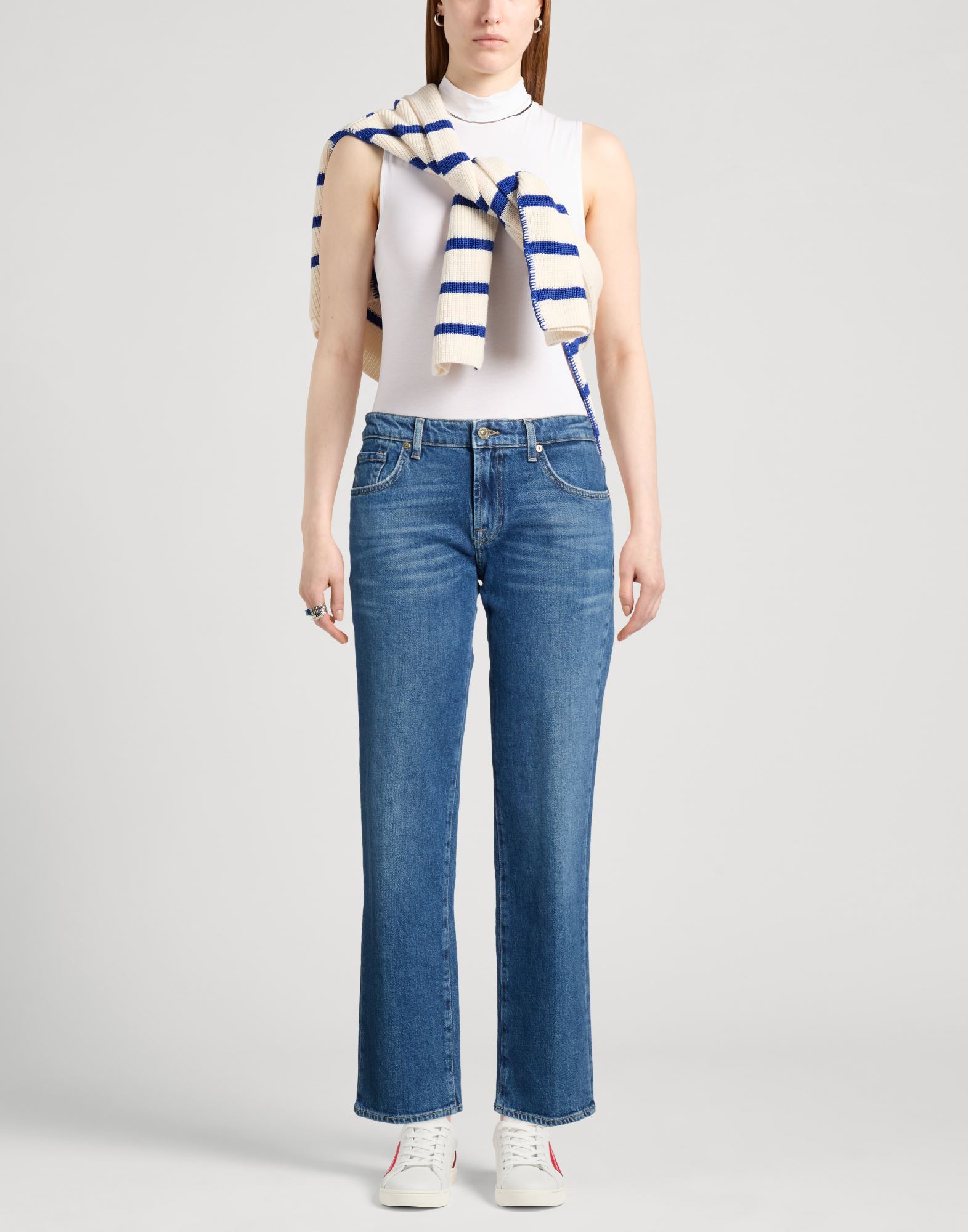  7 For All Mankind - Hosen & Röcke - Jeanshosen - On Yoox.com 