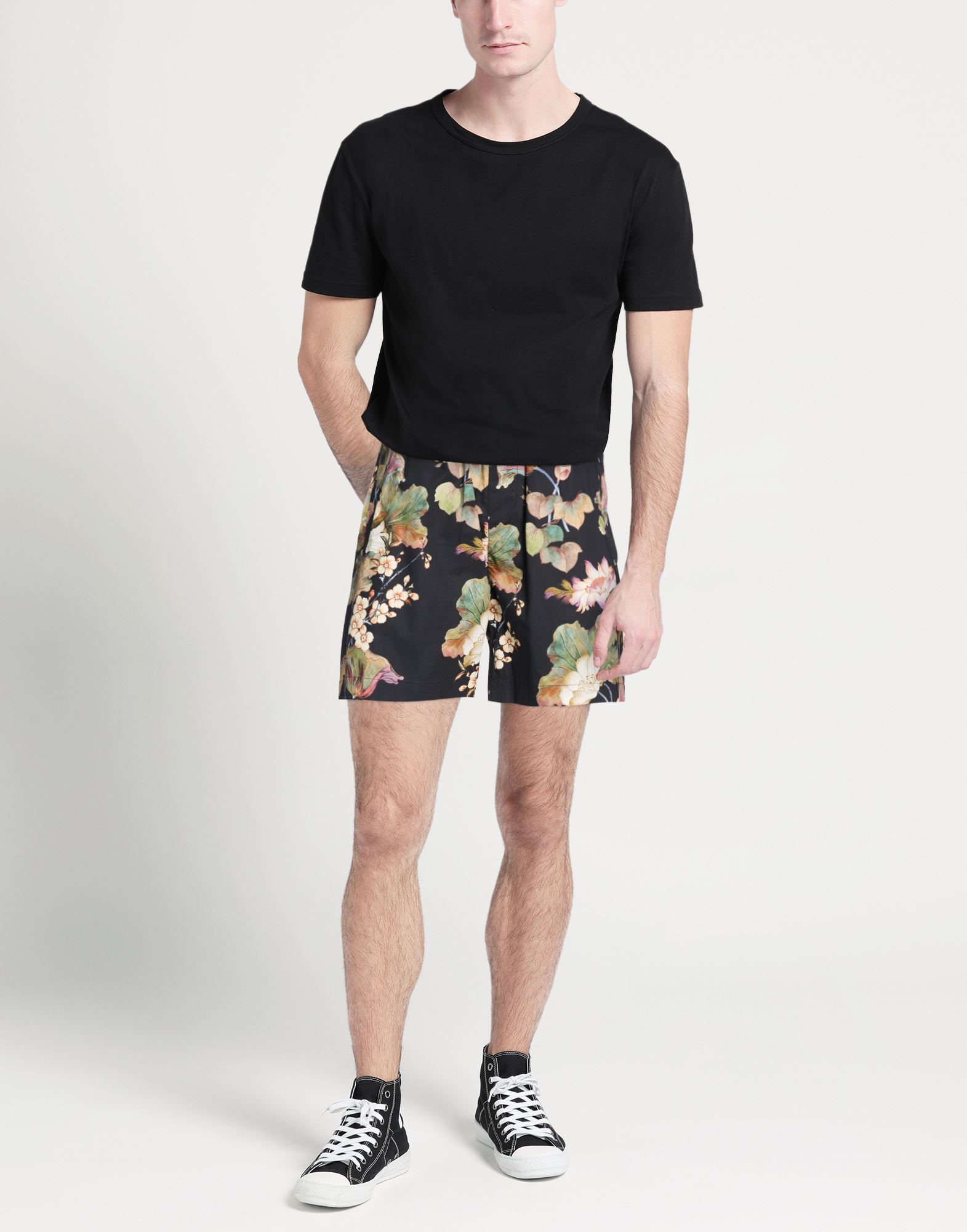  Amaranto - Hosen & Röcke - Shorts & Bermudashorts - On Yoox.com 