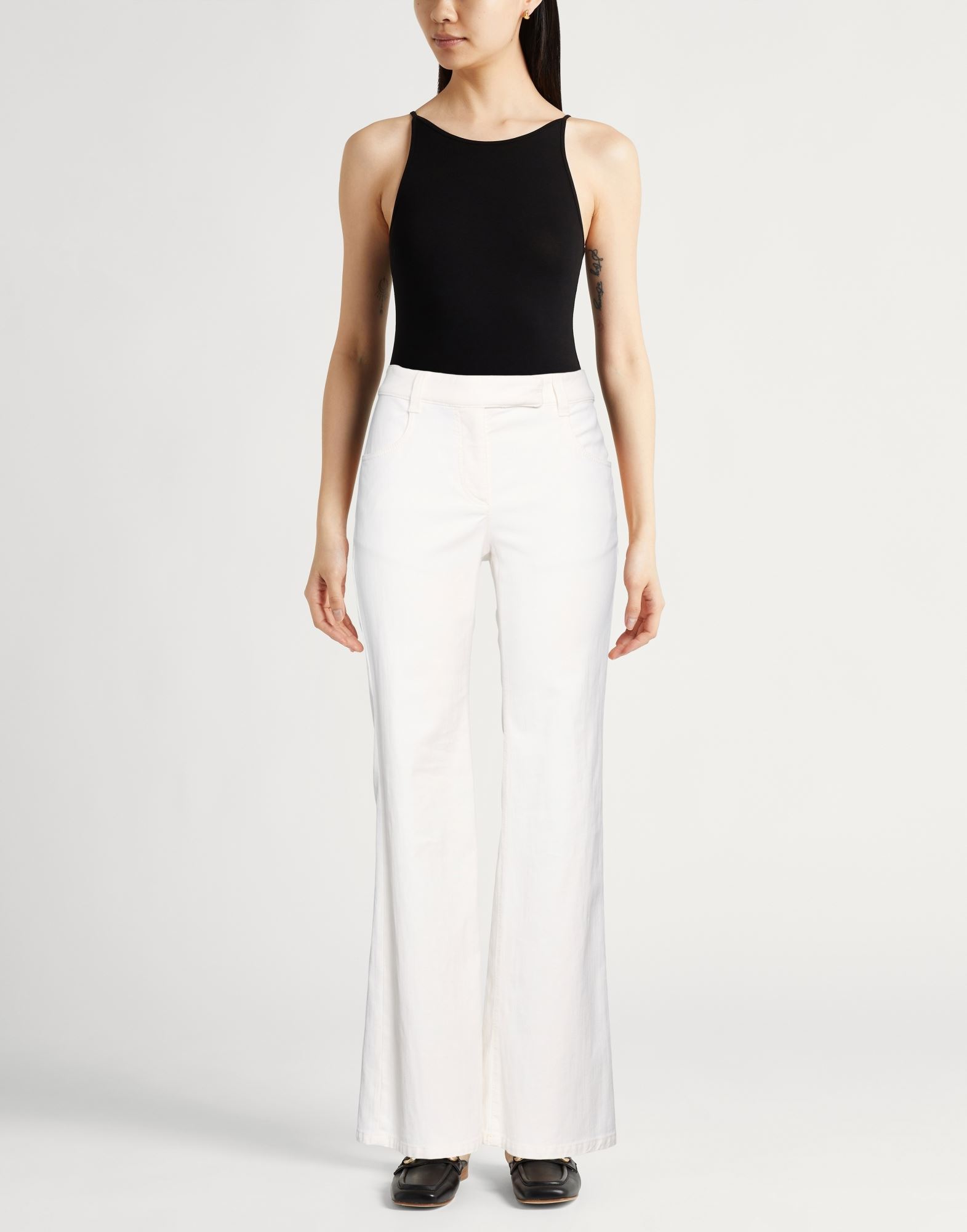  Brunello Cucinelli - Hosen & Röcke - Jeanshosen - On Yoox.com 