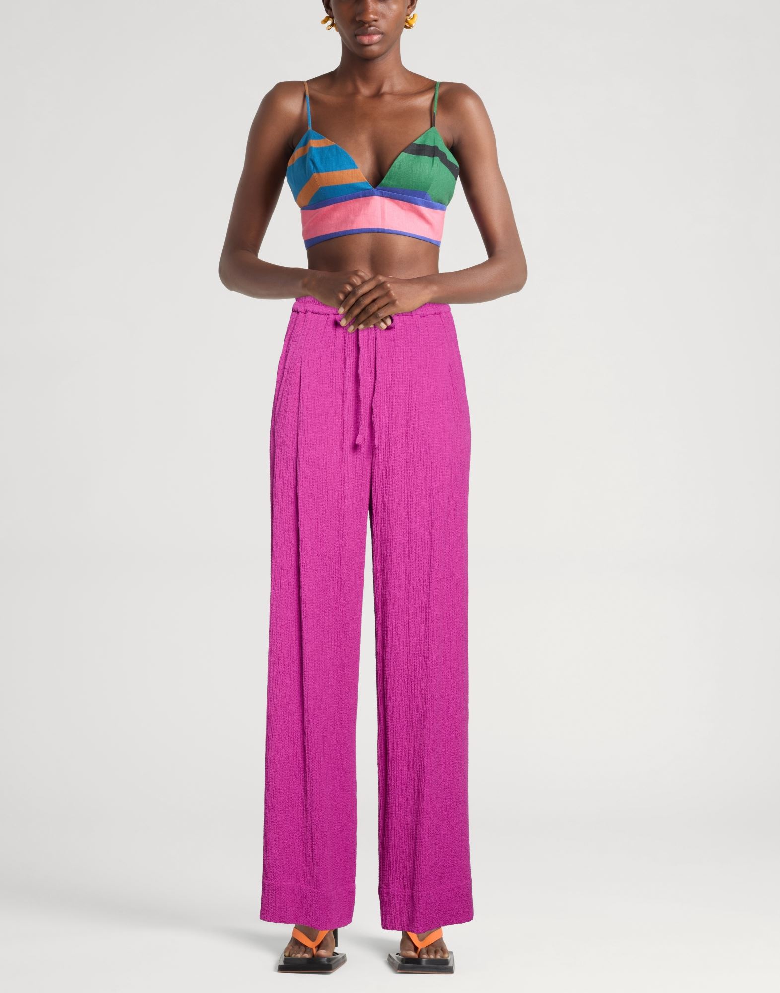  Essentiel Antwerp - Hosen & Röcke - Hosen - On Yoox.com 