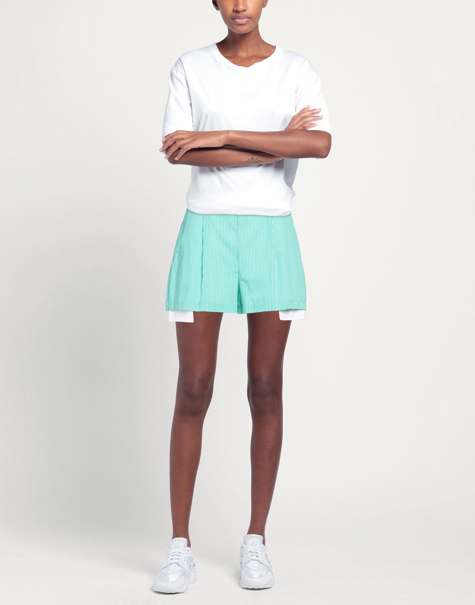  Le Volière - Hosen & Röcke - Shorts & Bermudashorts - On Yoox.com 