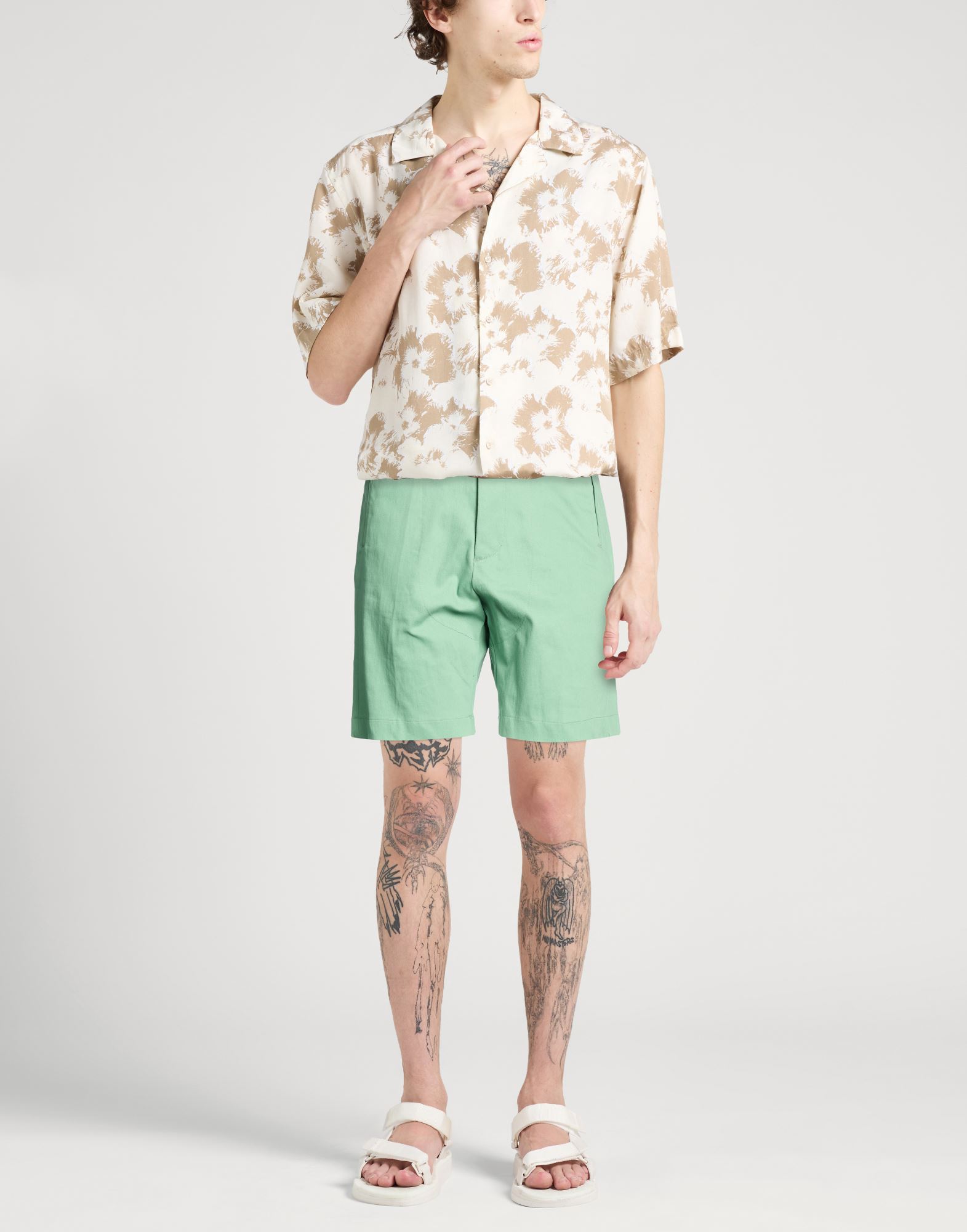  Paura - Hosen & Röcke - Shorts & Bermudashorts - On Yoox.com 