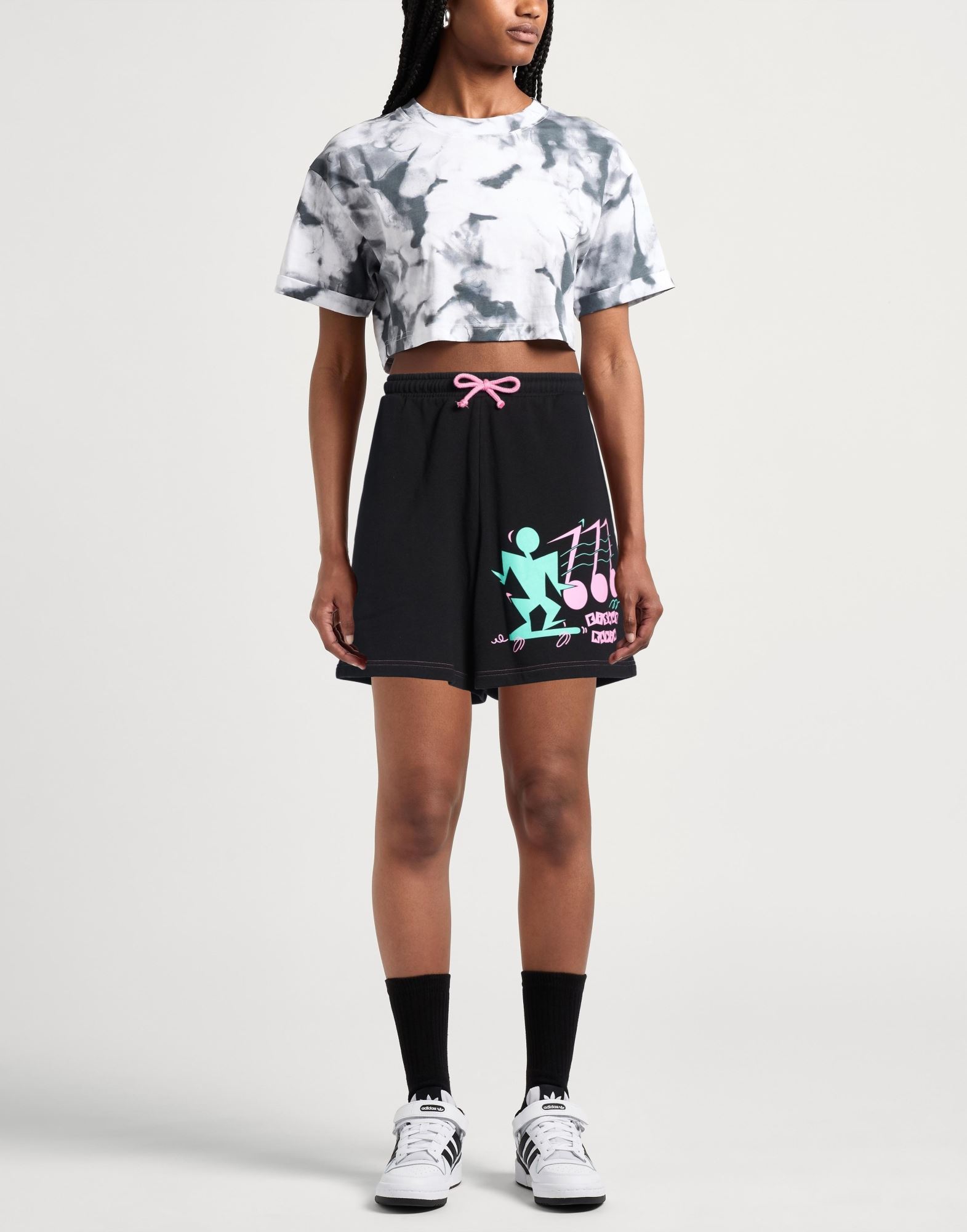  Bisous Skateboards - Hosen & Röcke - Shorts & Bermudashorts - On Yoox.com 
