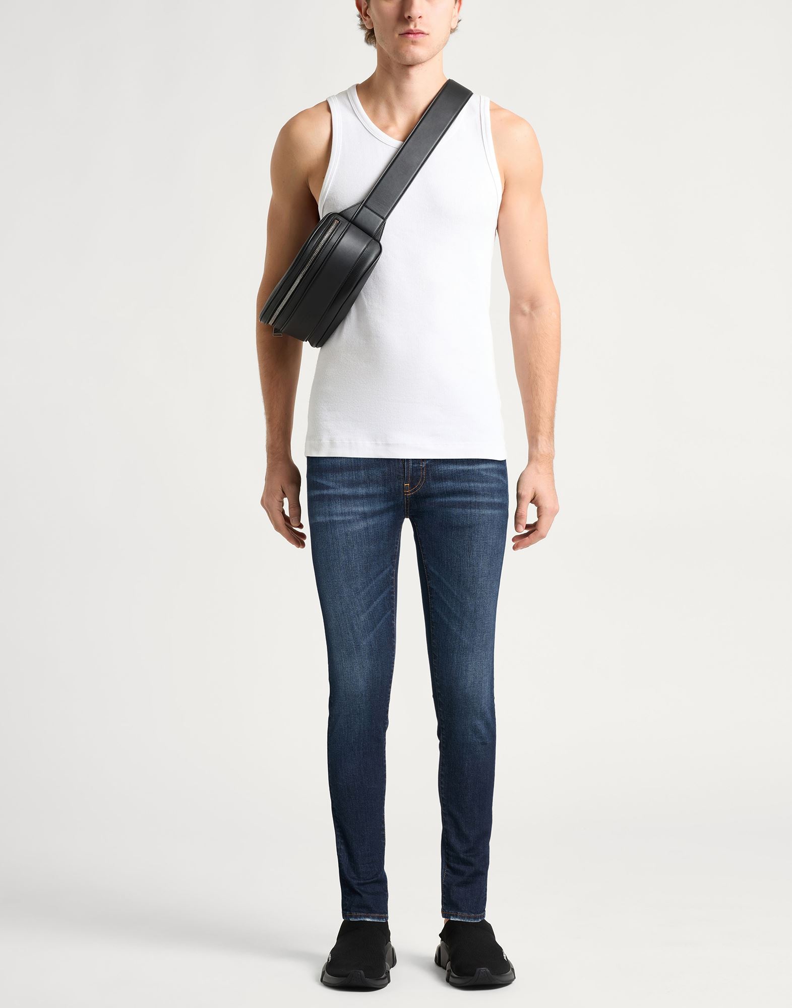  Messagerie - Hosen & Röcke - Jeanshosen - On Yoox.com 