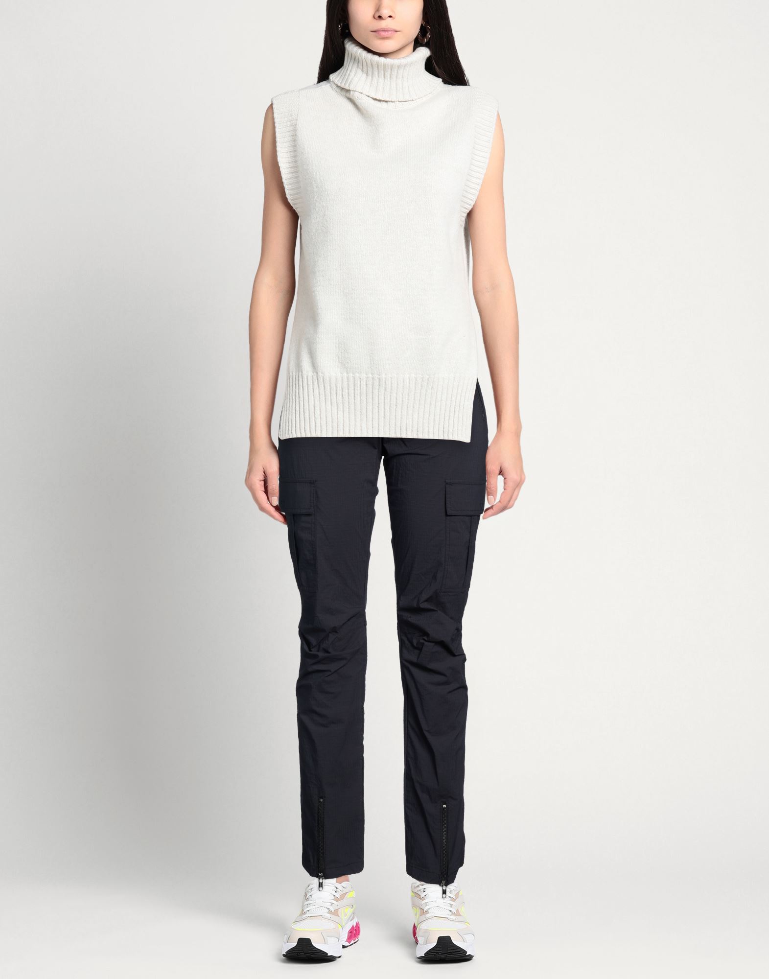 Wood Wood - Hosen & Röcke - Hosen - On Yoox.com 