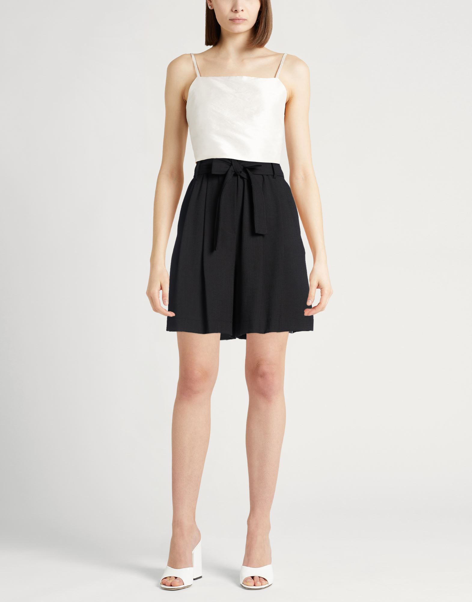  Jucca - Hosen & Röcke - Shorts & Bermudashorts - On Yoox.com 