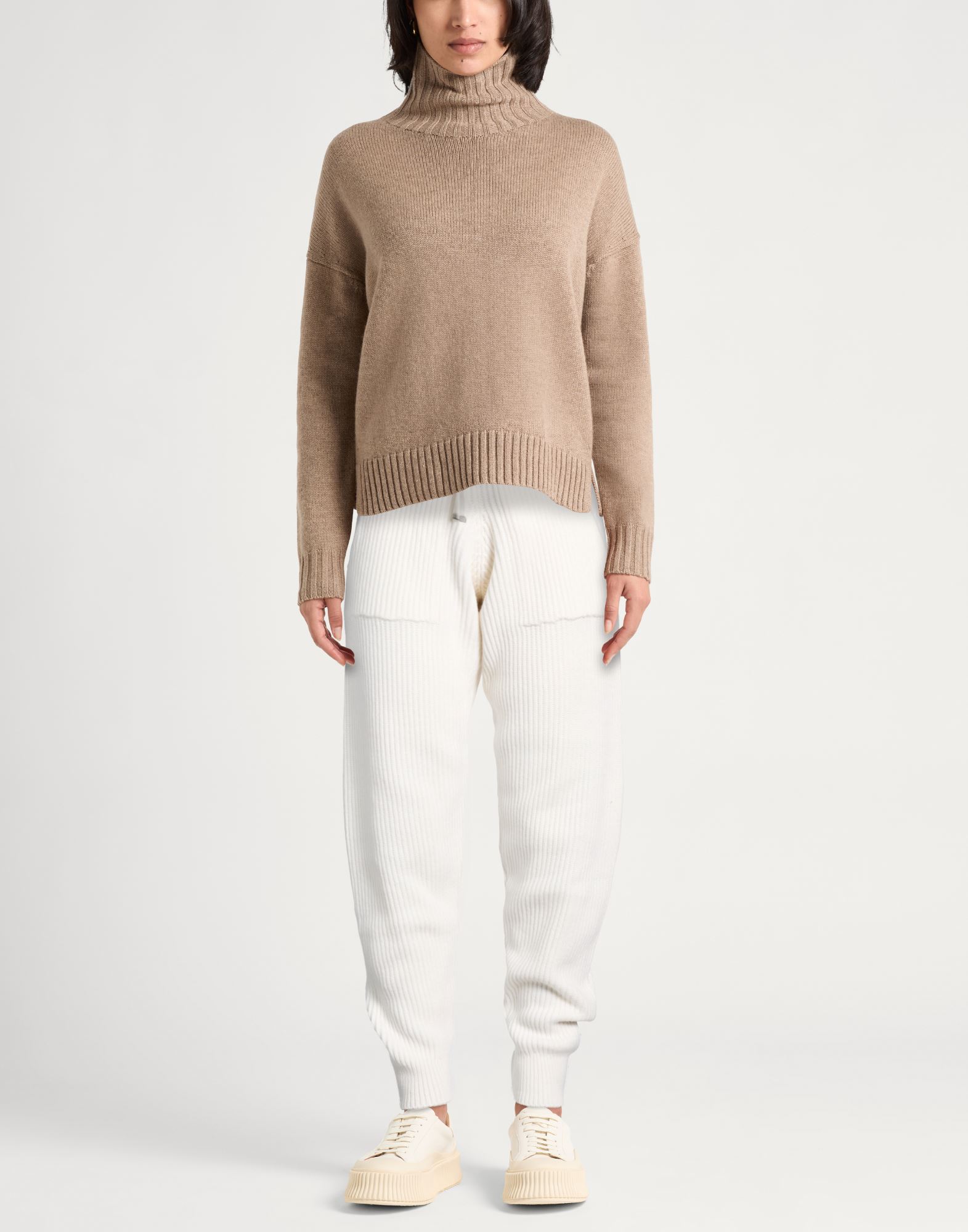  Eleventy - Hosen & Röcke - Hosen - On Yoox.com 
