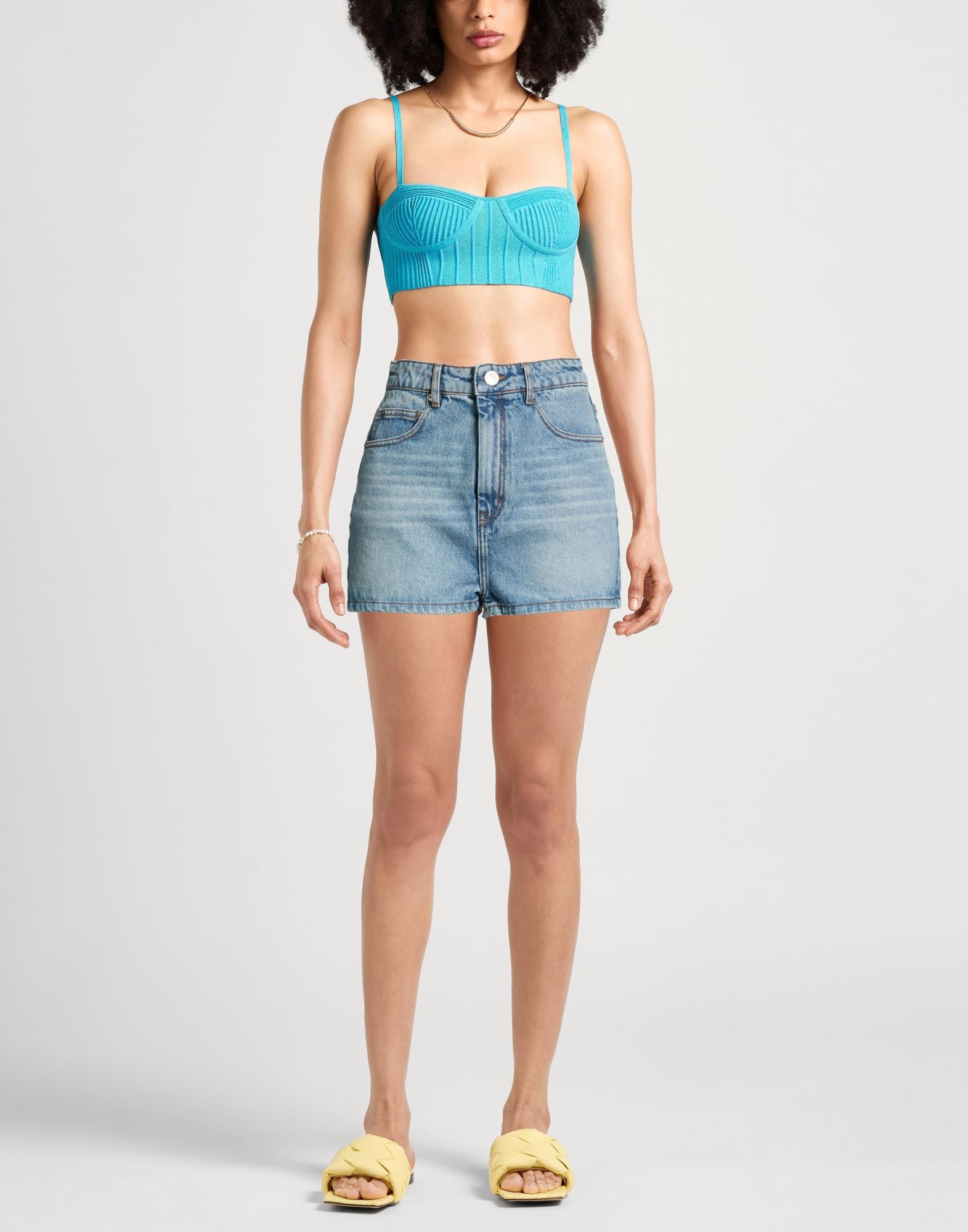  Ami Alexandre Mattiussi - Hosen & Röcke - Jeansshorts - On Yoox.com 