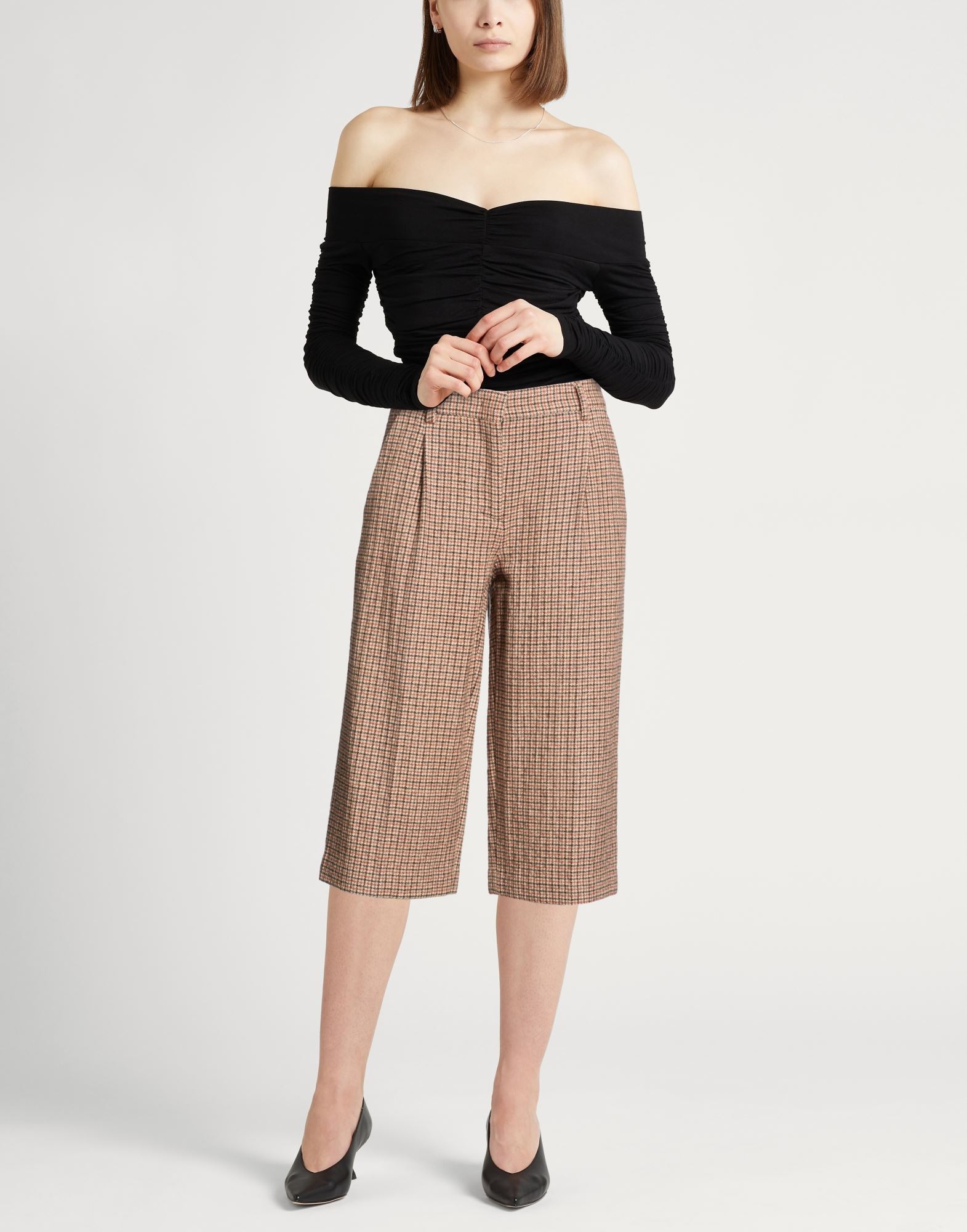  Lardini - Hosen & Röcke - Hosen - On Yoox.com 