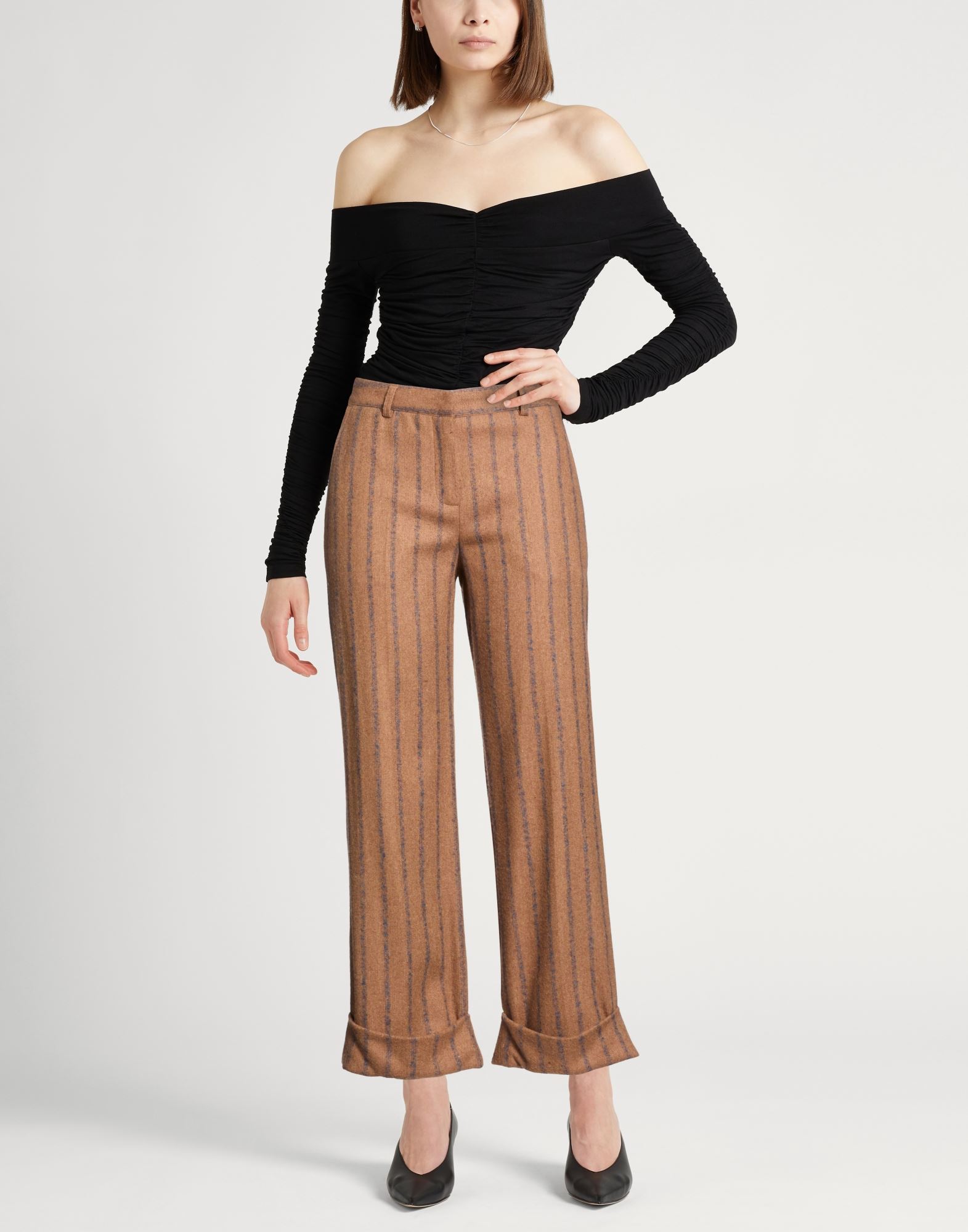  Lardini - Hosen & Röcke - Hosen - On Yoox.com 