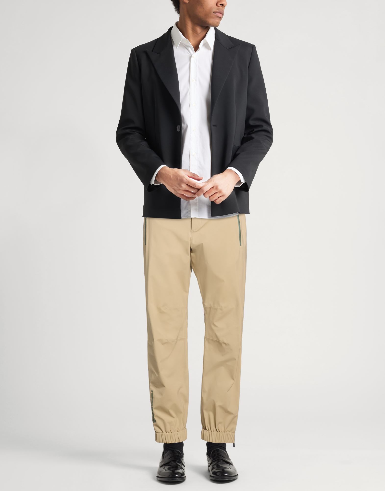  Moncler Grenoble - Partes De Abajo - Pantalones - On Yoox.com 
