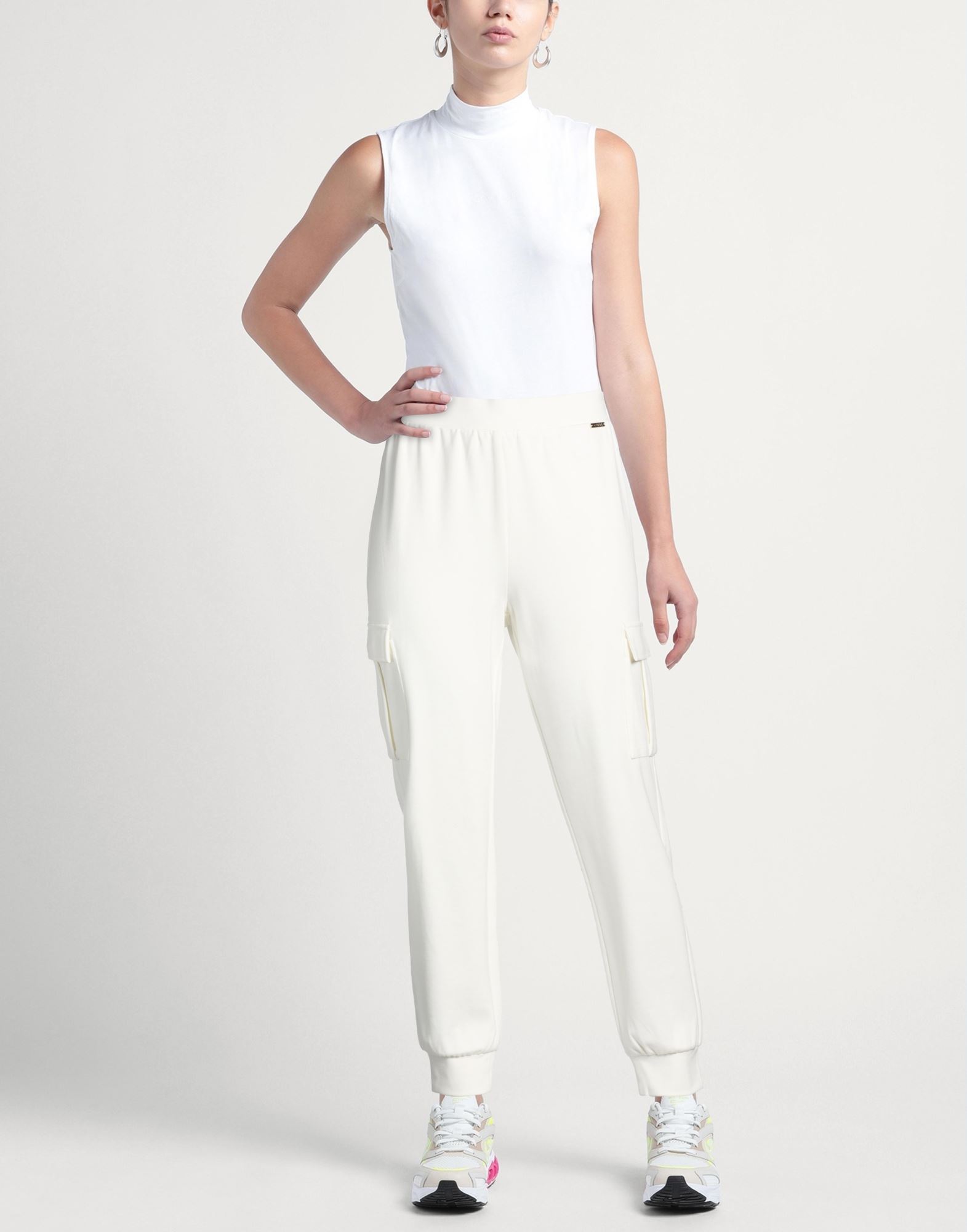  Gaudì - Hosen & Röcke - Hosen - On Yoox.com 