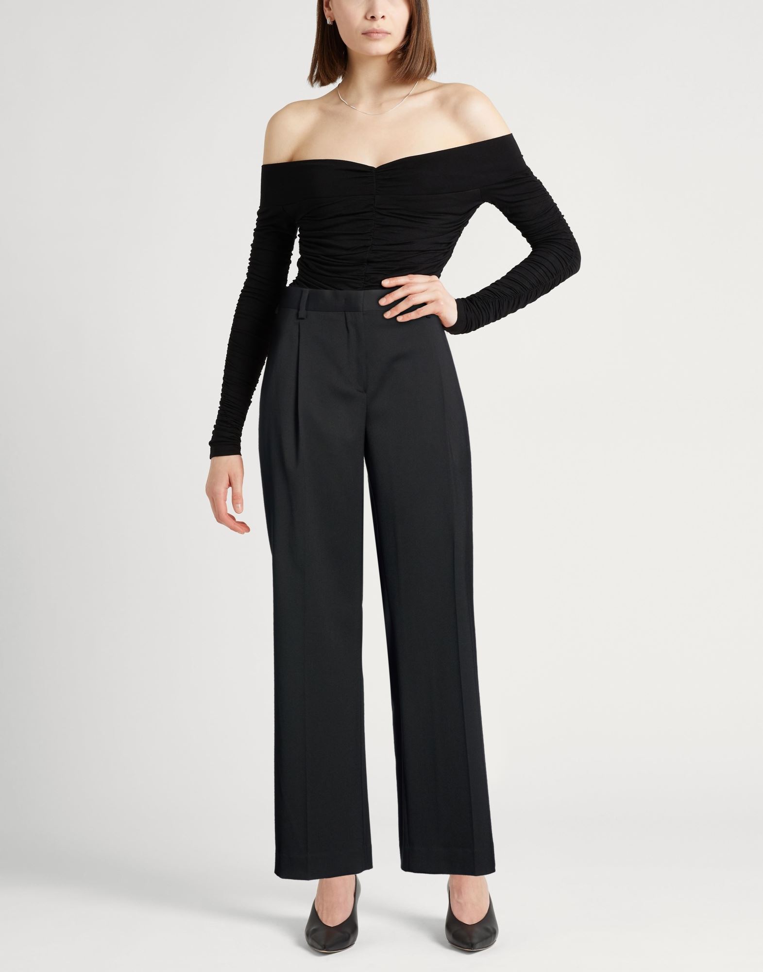  Lardini - Hosen & Röcke - Hosen - On Yoox.com 