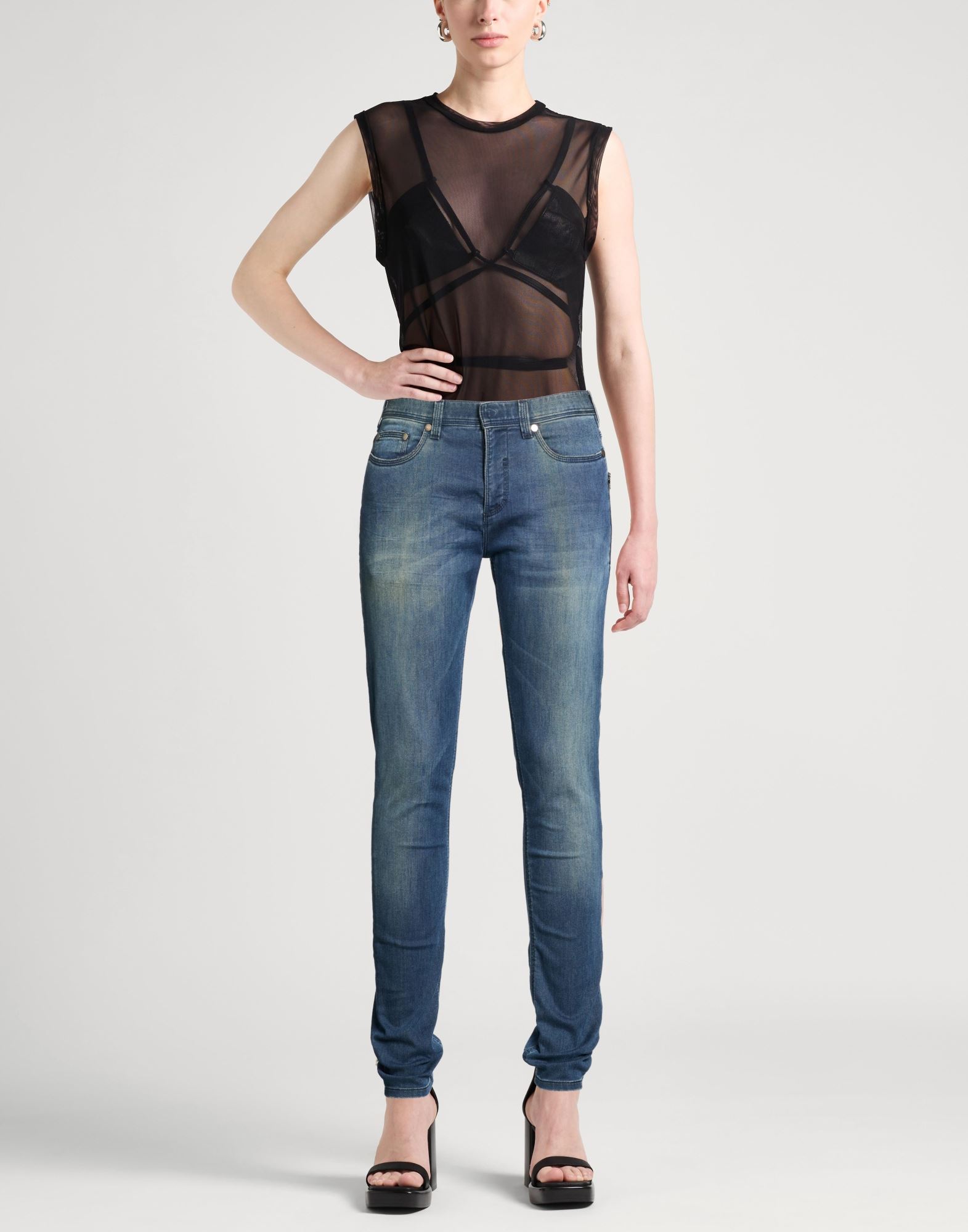  Neil Barrett - Hosen & Röcke - Jeanshosen - On Yoox.com 