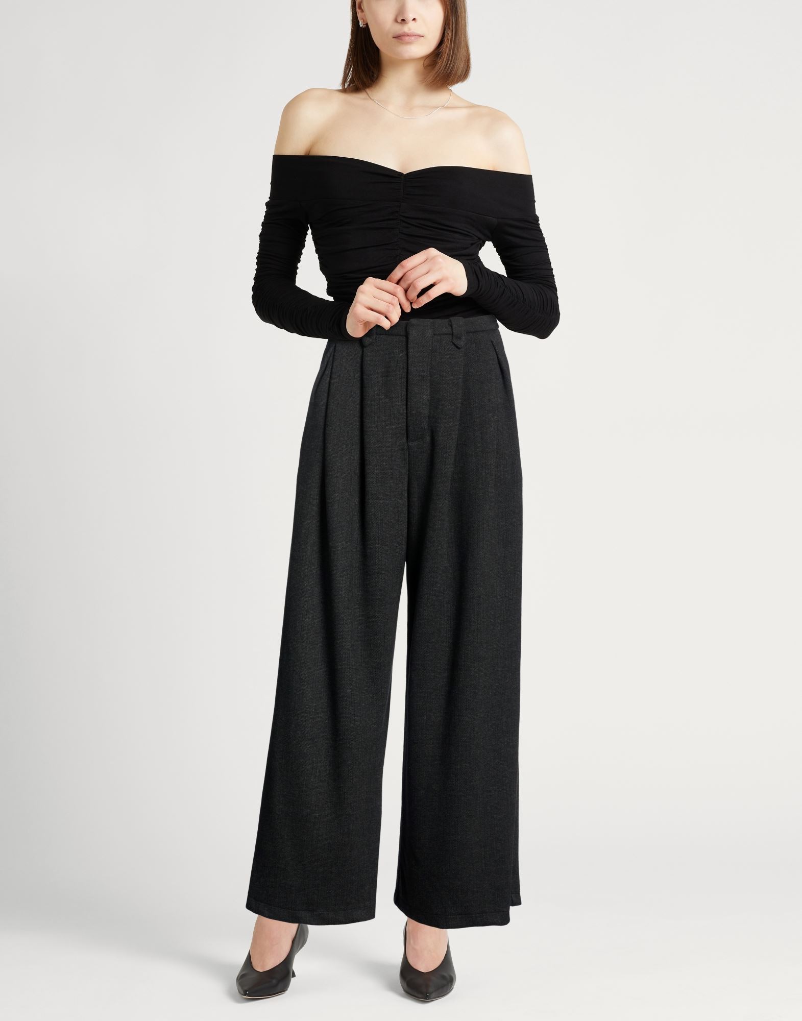  Eleh - Hosen & Röcke - Hosen - On Yoox.com 