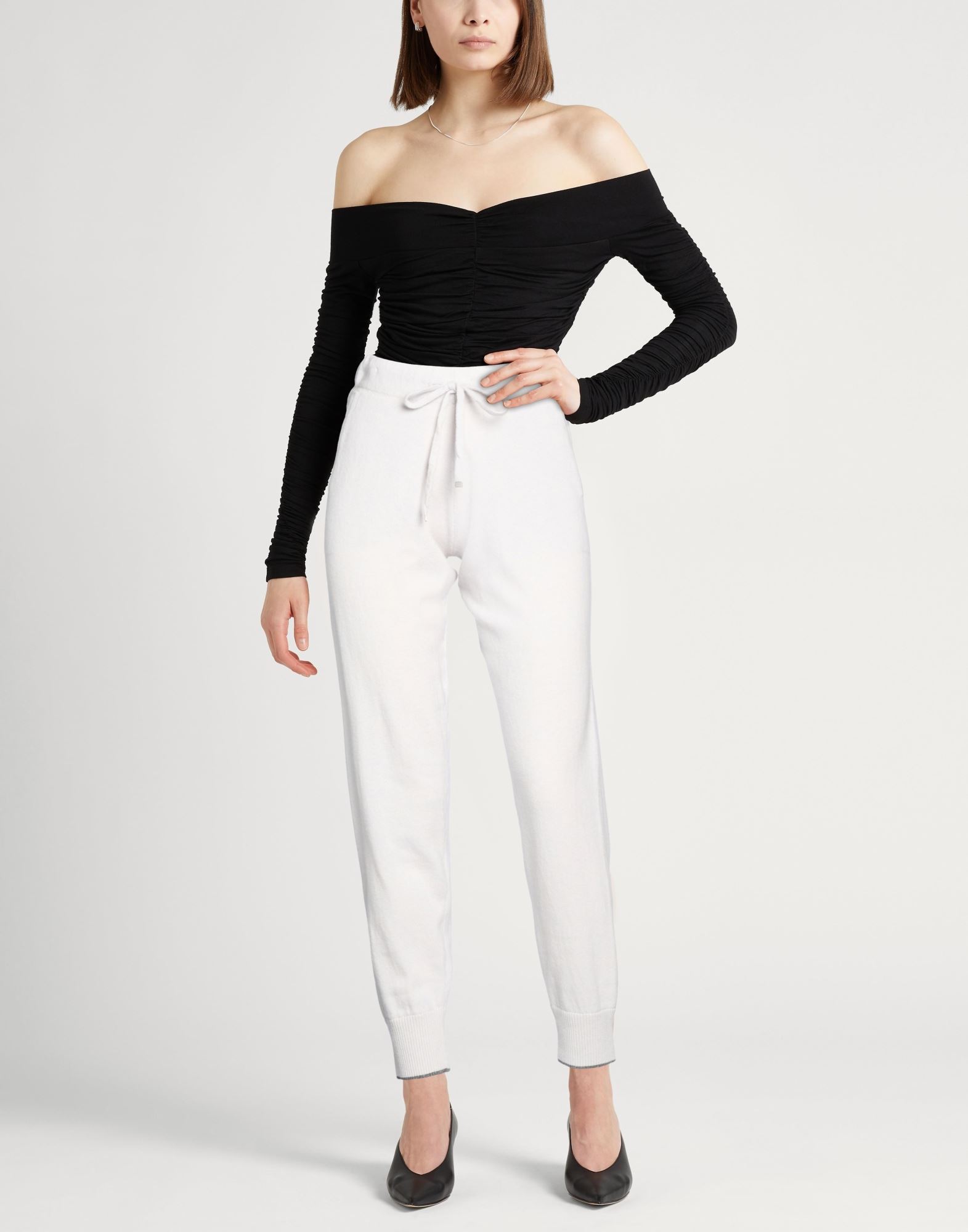  Eleventy - Hosen & Röcke - Hosen - On Yoox.com 