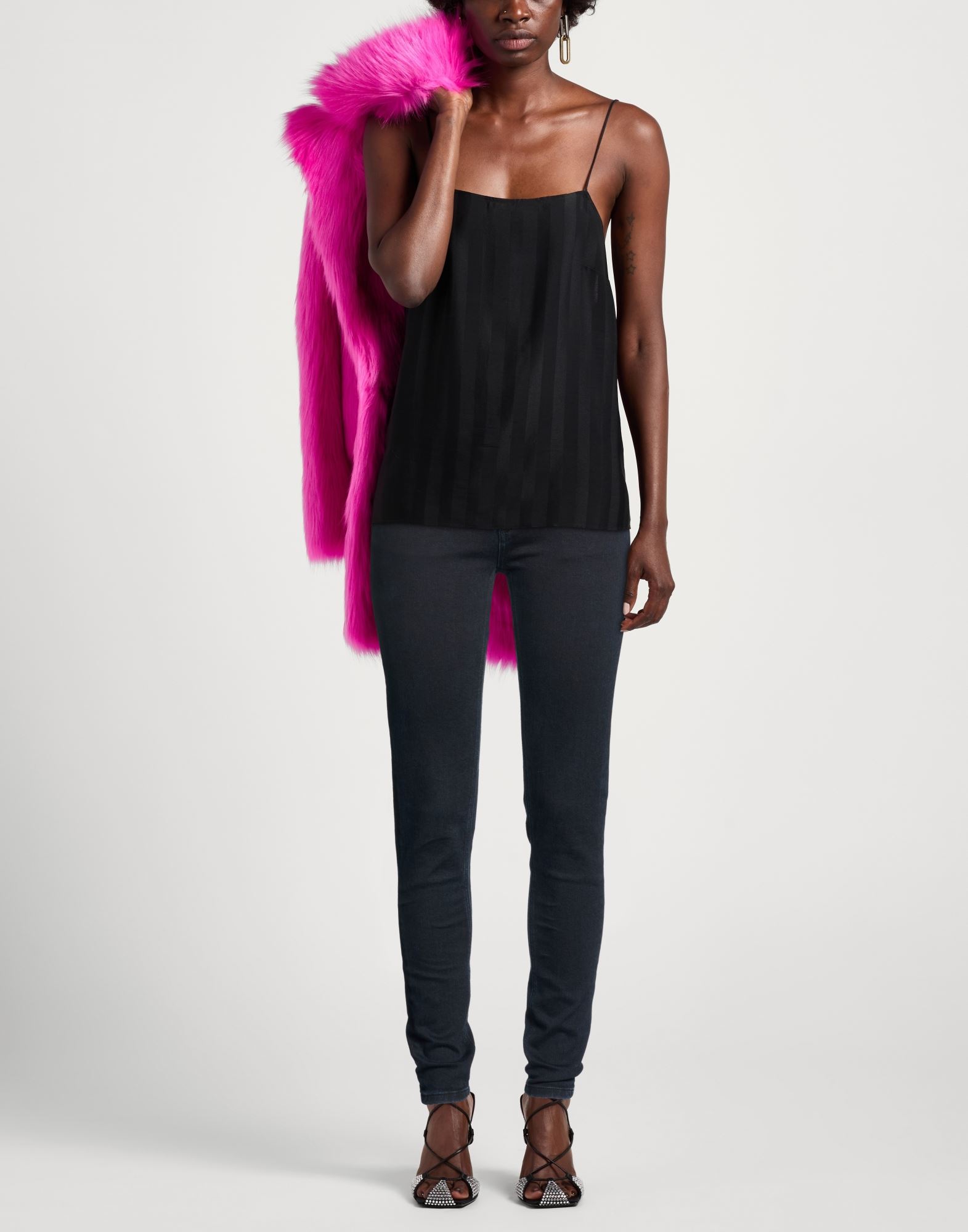  Versace Jeans Couture - Hosen & Röcke - Jeanshosen - On Yoox.com 