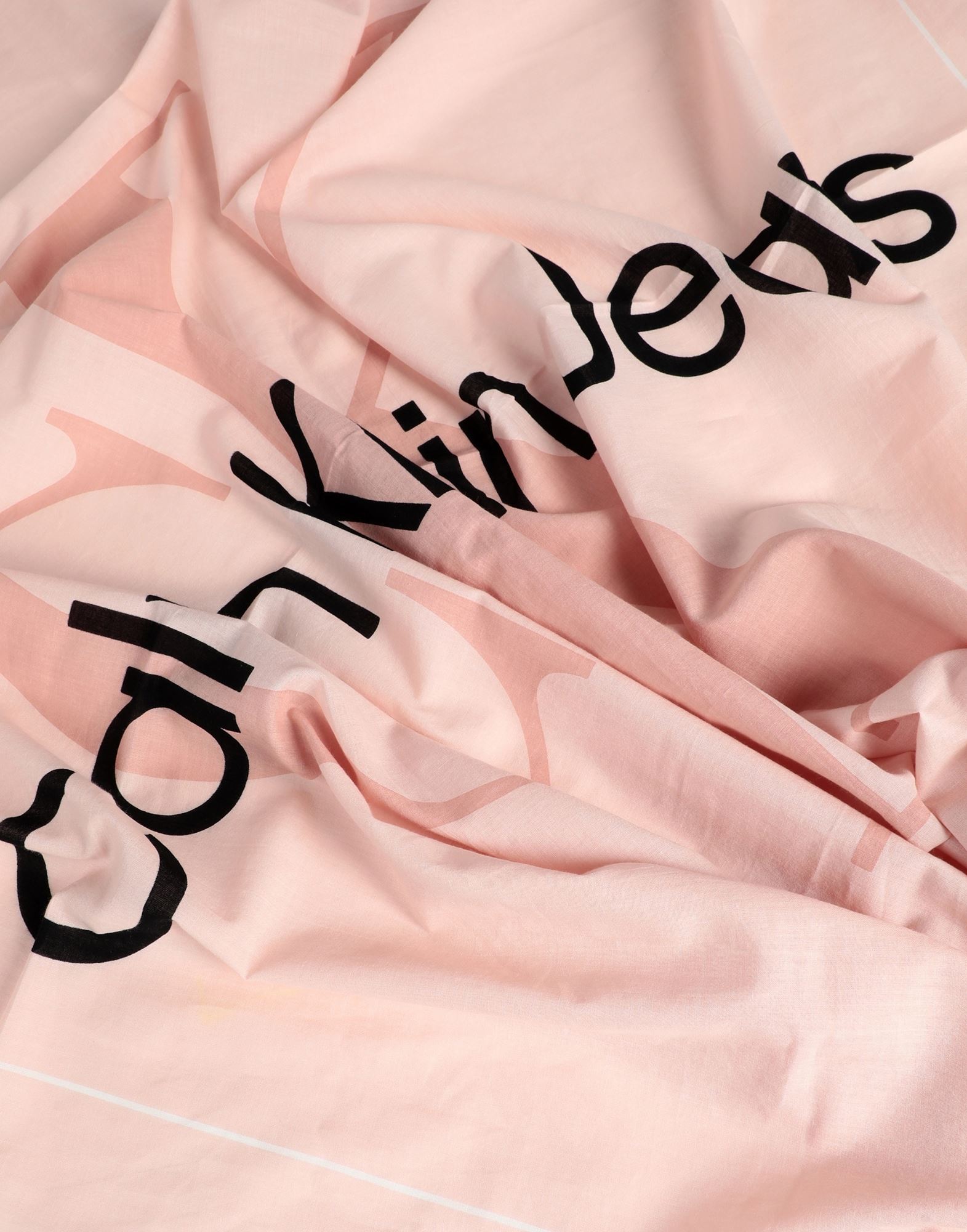  Calvin Klein Jeans - Accessoires - Schals - On Yoox.com 