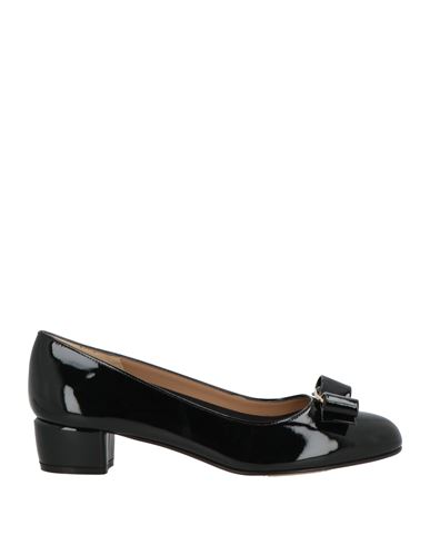 Ferragamo Vara Bow-embellished Patent-leather Pumps In Black