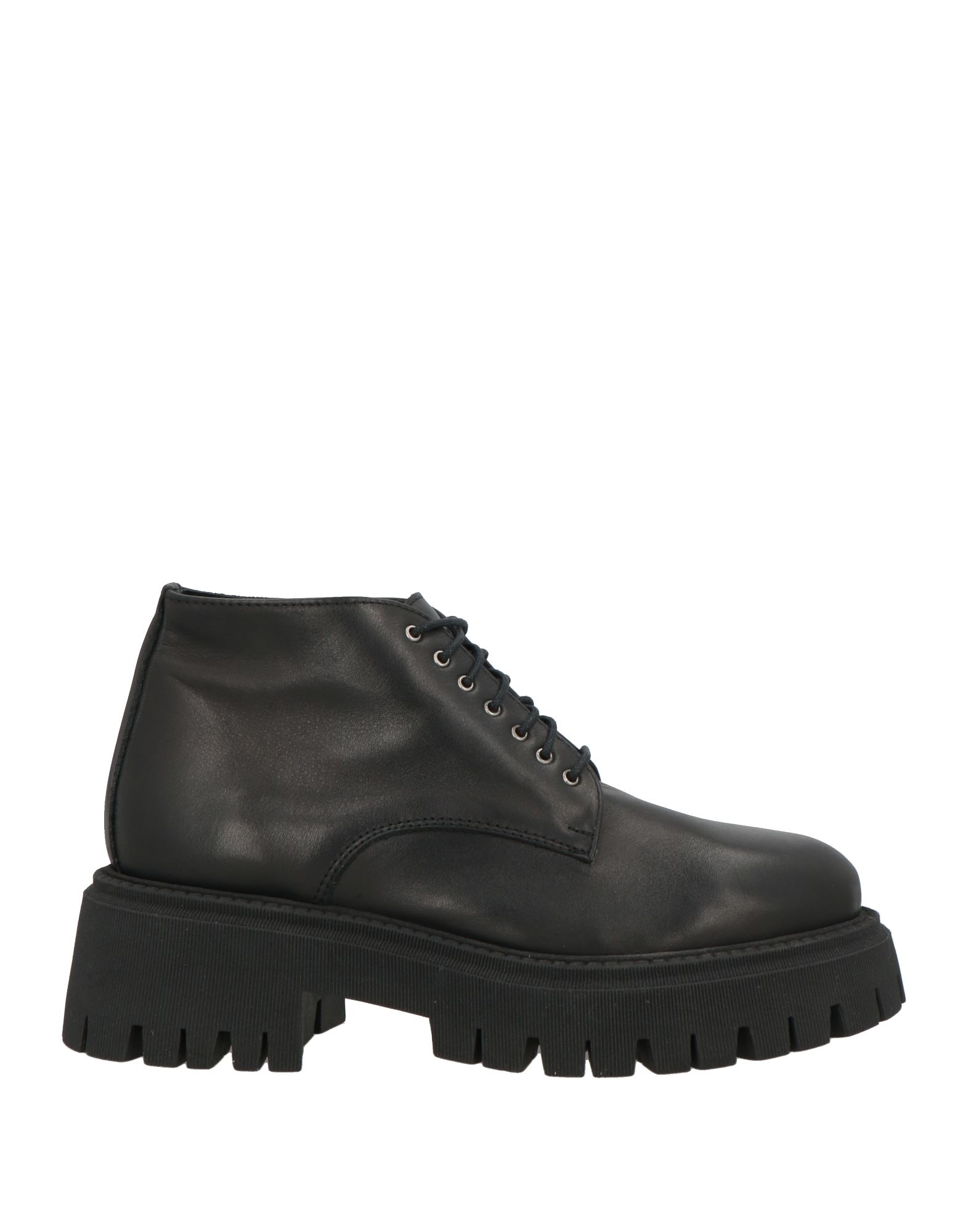 CURIOSITÉ CURIOSITÉ ΠΑΠΟΥΤΣΙΑ Μποτάκια