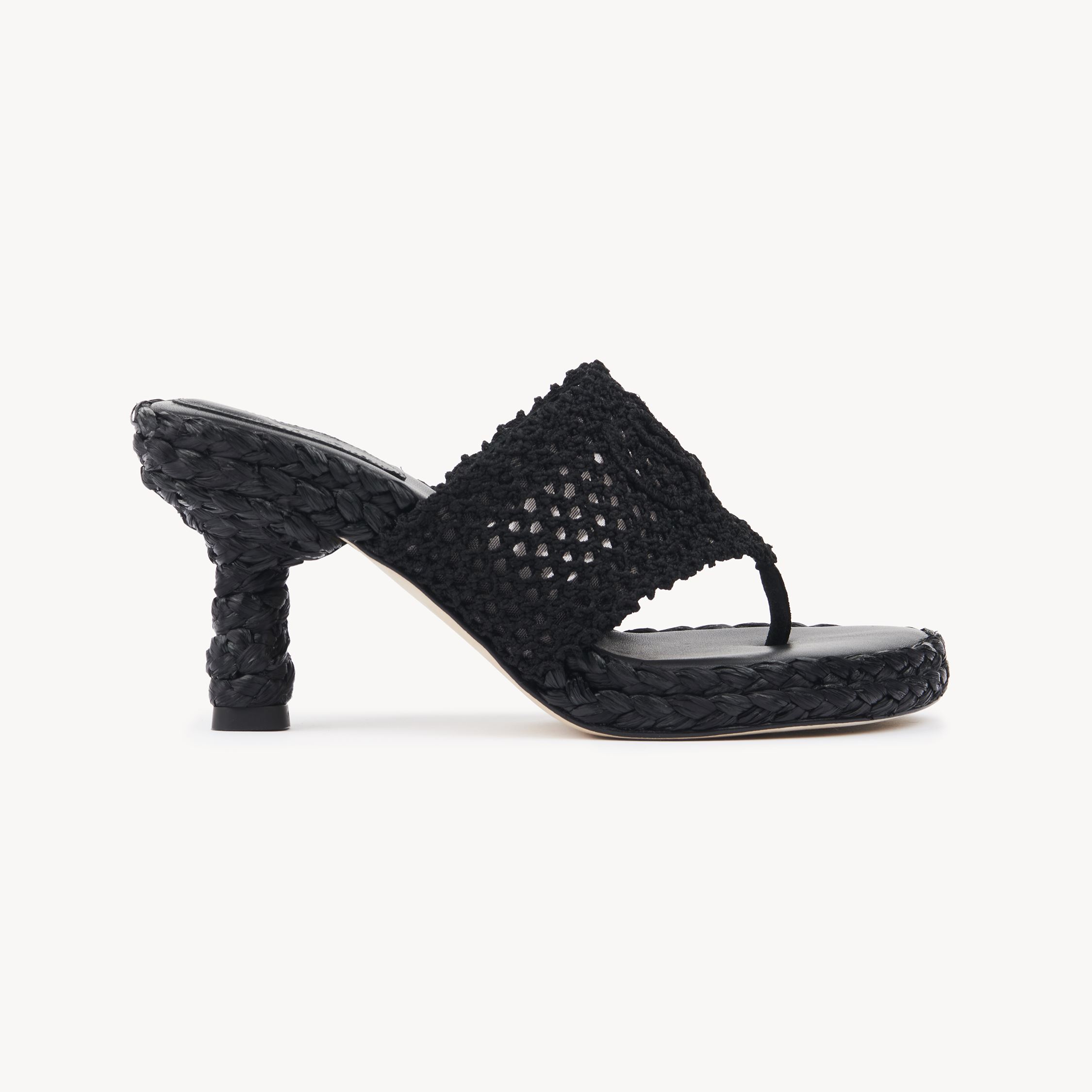 Chloé Isla Crochet Raffia And Leather Thong Sandals