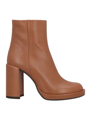 Noa A. Woman Ankle Boots Tan Size 8 Leather