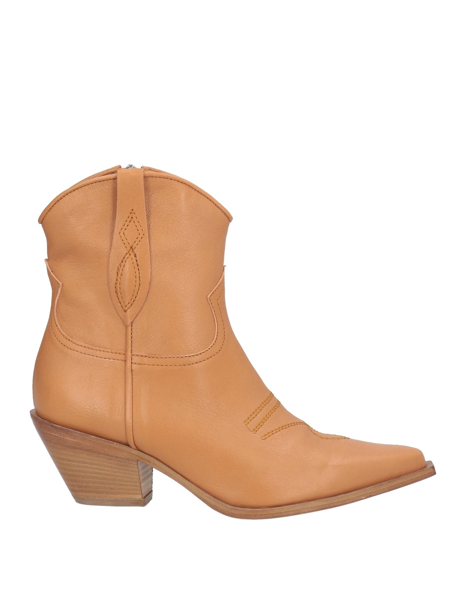 CURIOSITÉ CURIOSITÉ ΠΑΠΟΥΤΣΙΑ Μποτάκια