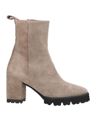 Evaluna Woman Ankle Boots Light Grey Size 5 Leather In Gray