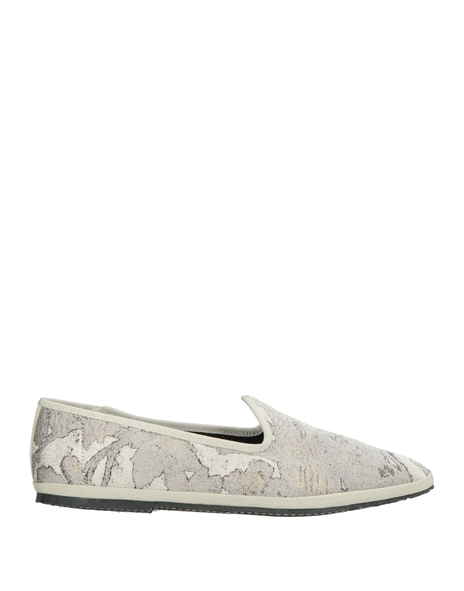 CRISTINA DI MILANO CRISTINA DI MILANO ΠΑΠΟΥΤΣΙΑ Μοκασίνια