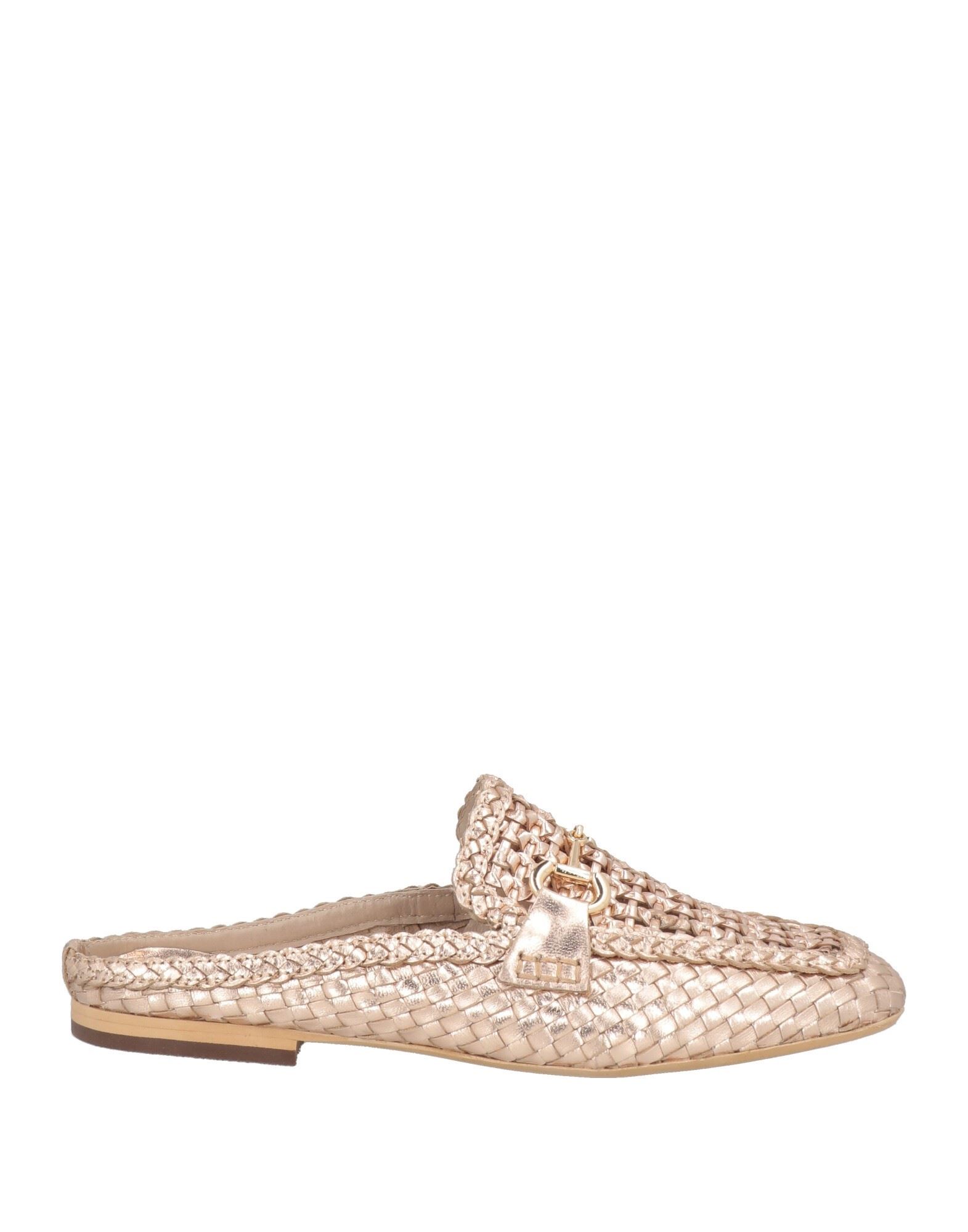 MNG COLLECTION MNG COLLECTION ΠΑΠΟΥΤΣΙΑ Μουλάρια και τσόκαρα