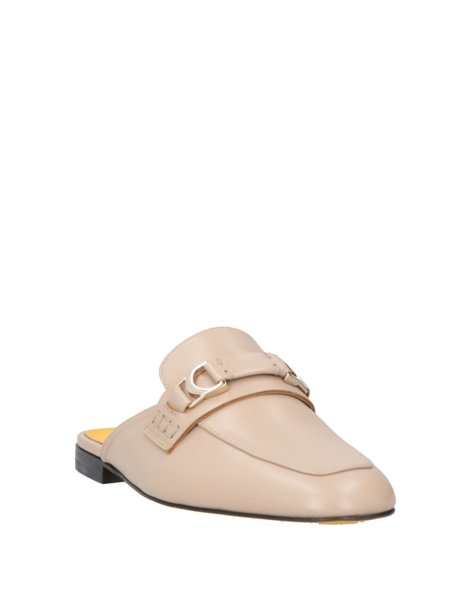  Doucal's - Calzado - Mules & Zuecos - On Yoox.com 
