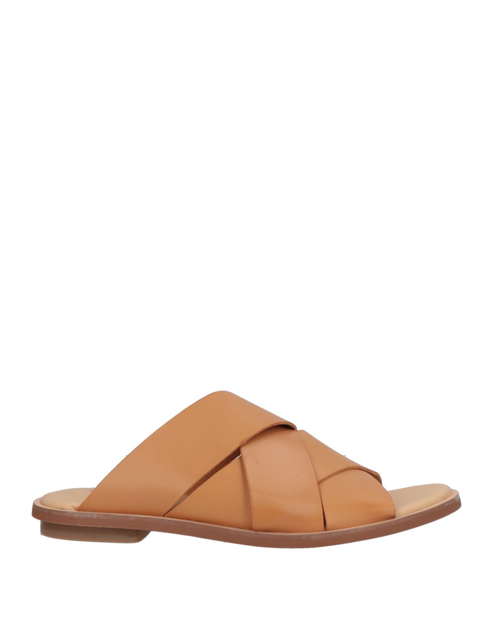 CLARKS ΠΑΠΟΥΤΣΙΑ Πέδιλα