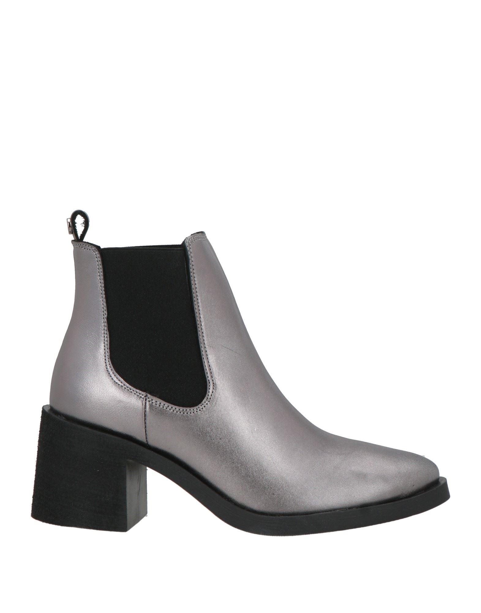 STEVE MADDEN ΠΑΠΟΥΤΣΙΑ Μποτάκια