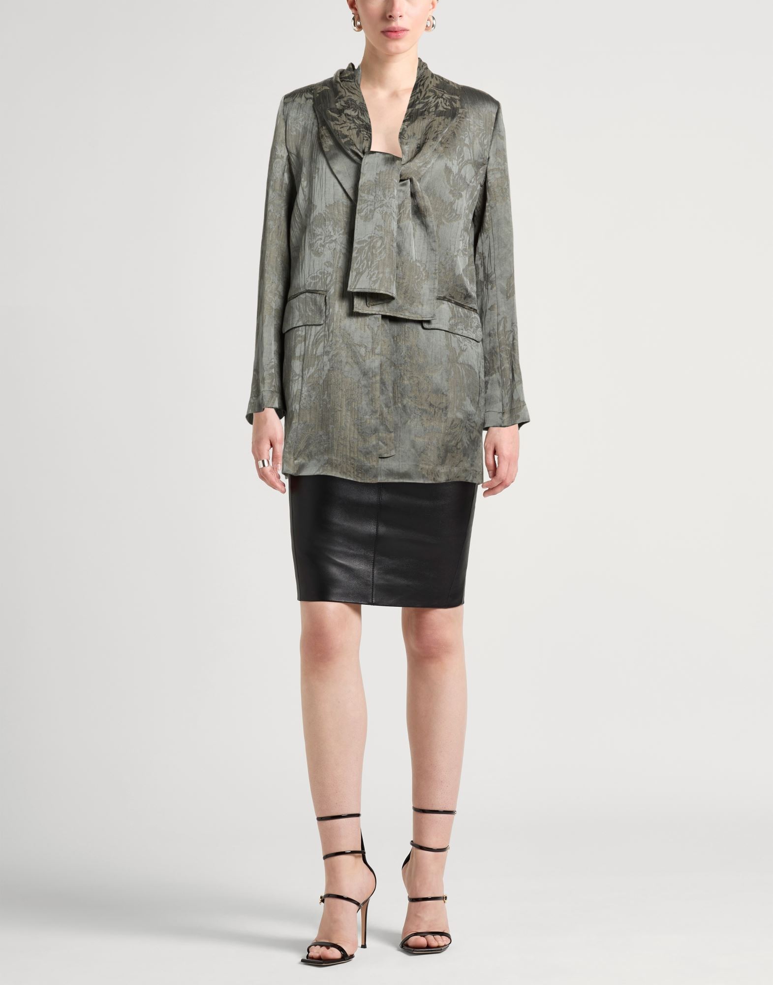  Masnada - Trajes Y Conjuntos - Americanas - On Yoox.com 