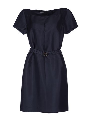 Короткое платье