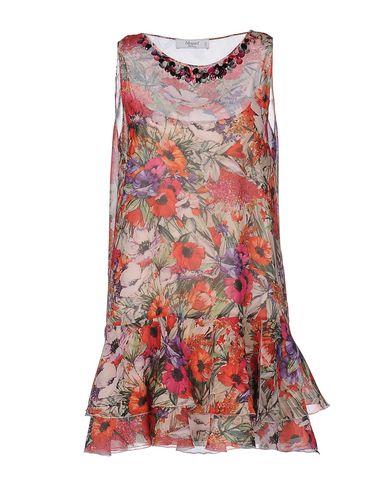 Короткое платье