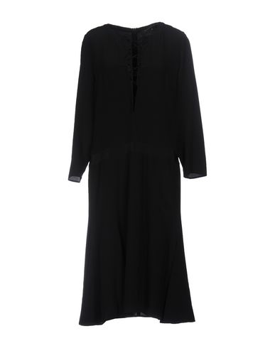 Платье до колена