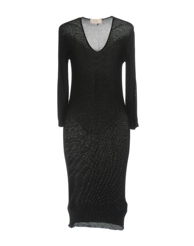 Платье до колена