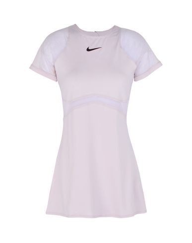 фото Короткое платье Nike