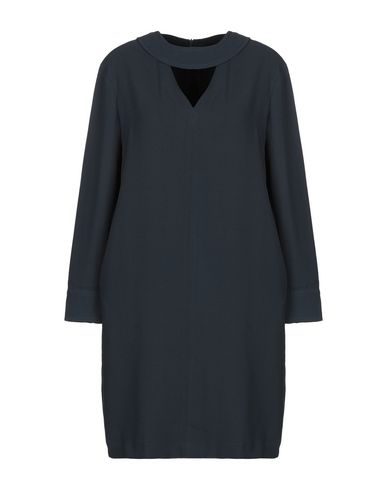 Короткое платье