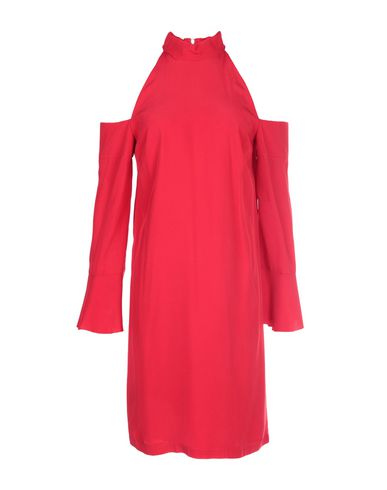 Короткое платье