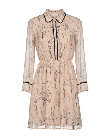 Короткое платье