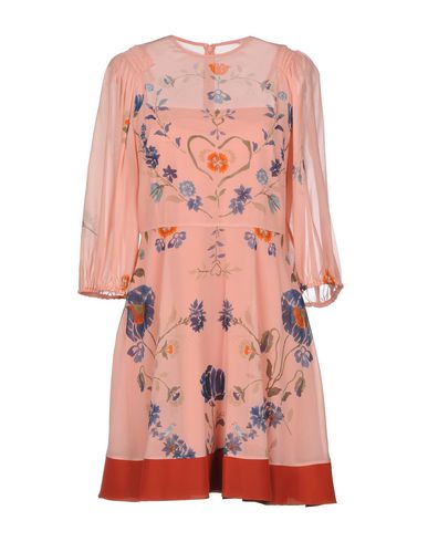 Короткое платье