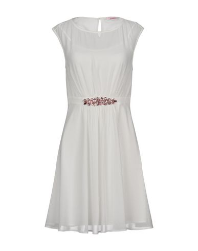 Короткое платье