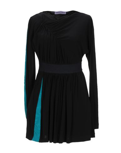 Короткое платье