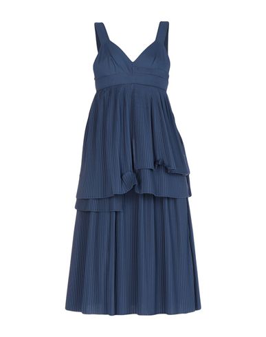 Платье длиной 3/4