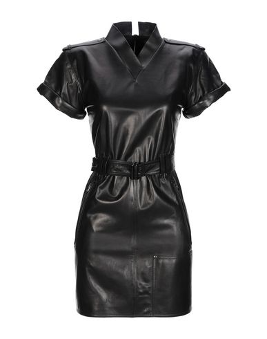 Короткое платье