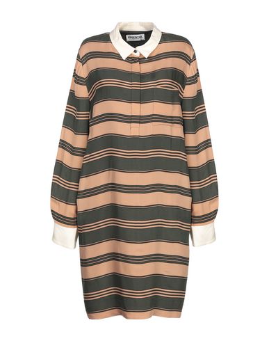 Короткое платье